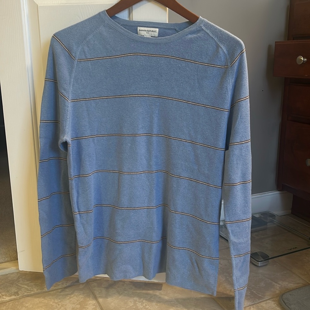 Blue w Stripes Banana Republic men's long sleeve